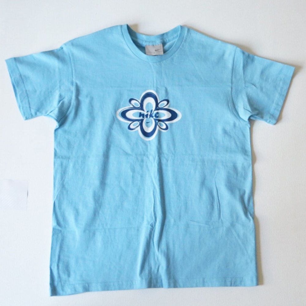 Vintage Nike Tshirt Floral Flower Baby Blue NWT